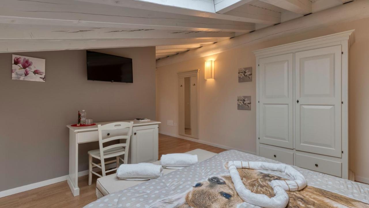 Bed and Breakfast Cascina Volta Brescia Esterno foto