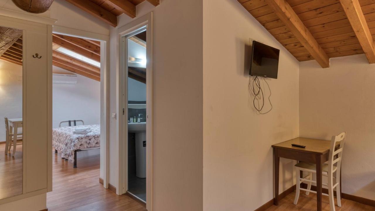 Bed and Breakfast Cascina Volta Brescia Esterno foto