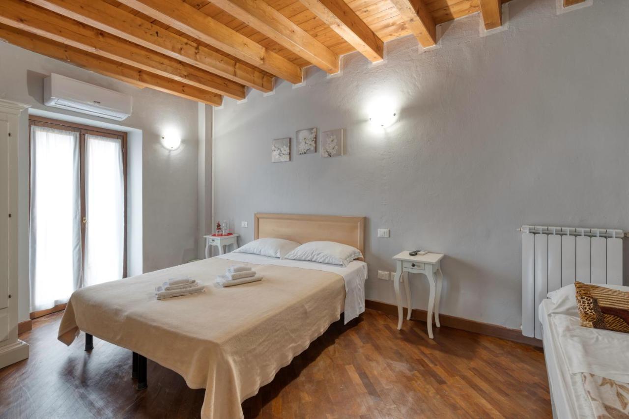 Bed and Breakfast Cascina Volta Brescia Esterno foto