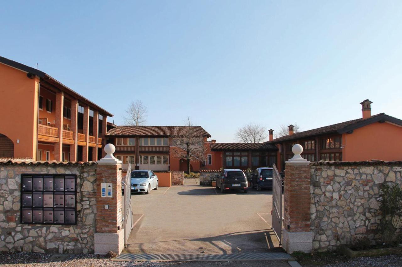 Bed and Breakfast Cascina Volta Brescia Esterno foto