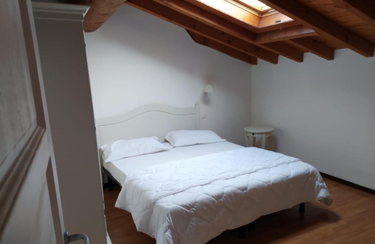 Bed and Breakfast Cascina Volta Brescia Esterno foto